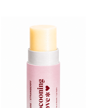 Natural Strawberry Lip Balm – Hydration & Comfort